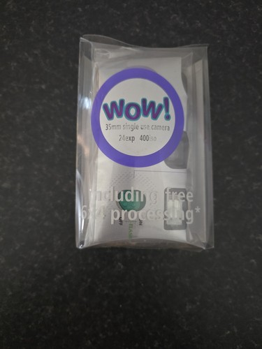 Wow 35mm disposable camera - 35mm,